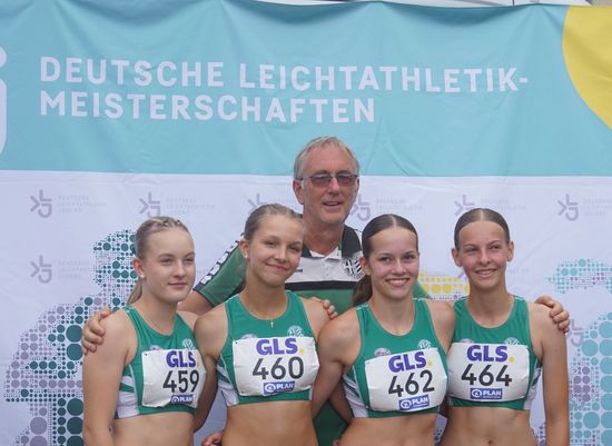 Deutsche Meisterschaften der U16 und U23 – Emma Röhrdanz vom Hünfelder SV holt BRONZE über 300m – Hünfelder Mädels sprinten in der Staffel auf einen starken 5. Platz