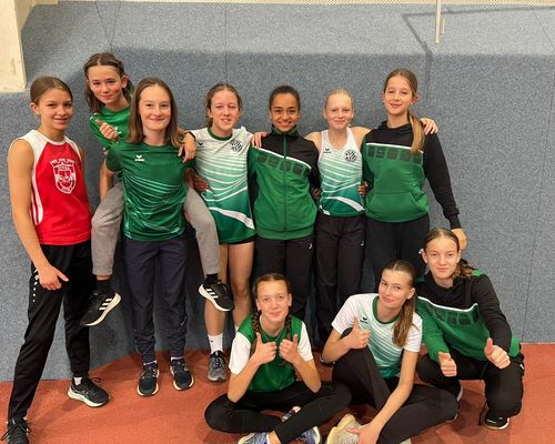 Start in die Hallensaison für die Hünfelder Leichtathleten in Erfurt – 35 Athleten feiern einen starken Saisoneinstieg mit Darian Ave, Nika Marie Henkel und Emma Röhrdanz an der Spitze