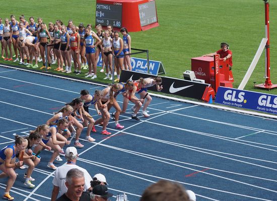 Deutsche Leichtathletik-Meisterschaften Männer/Frauen in Wattenscheid – 3 x 800m-Staffel der WJU20 der StG Hünfeld-Baunatal-Friedrichstein so schnell wie noch nie