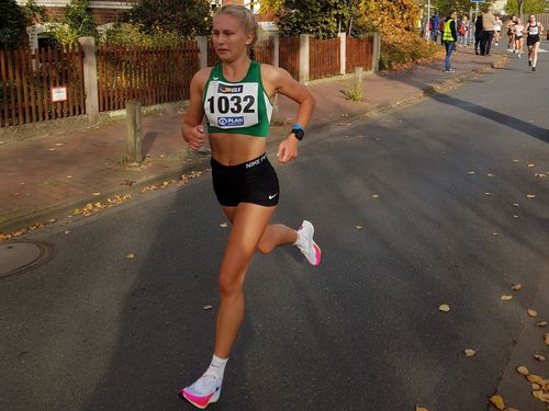 Deutsche Meisterschaften im 10km Straßenlauf - Maja Severloh vom Hünfelder SV auf Platz "11"